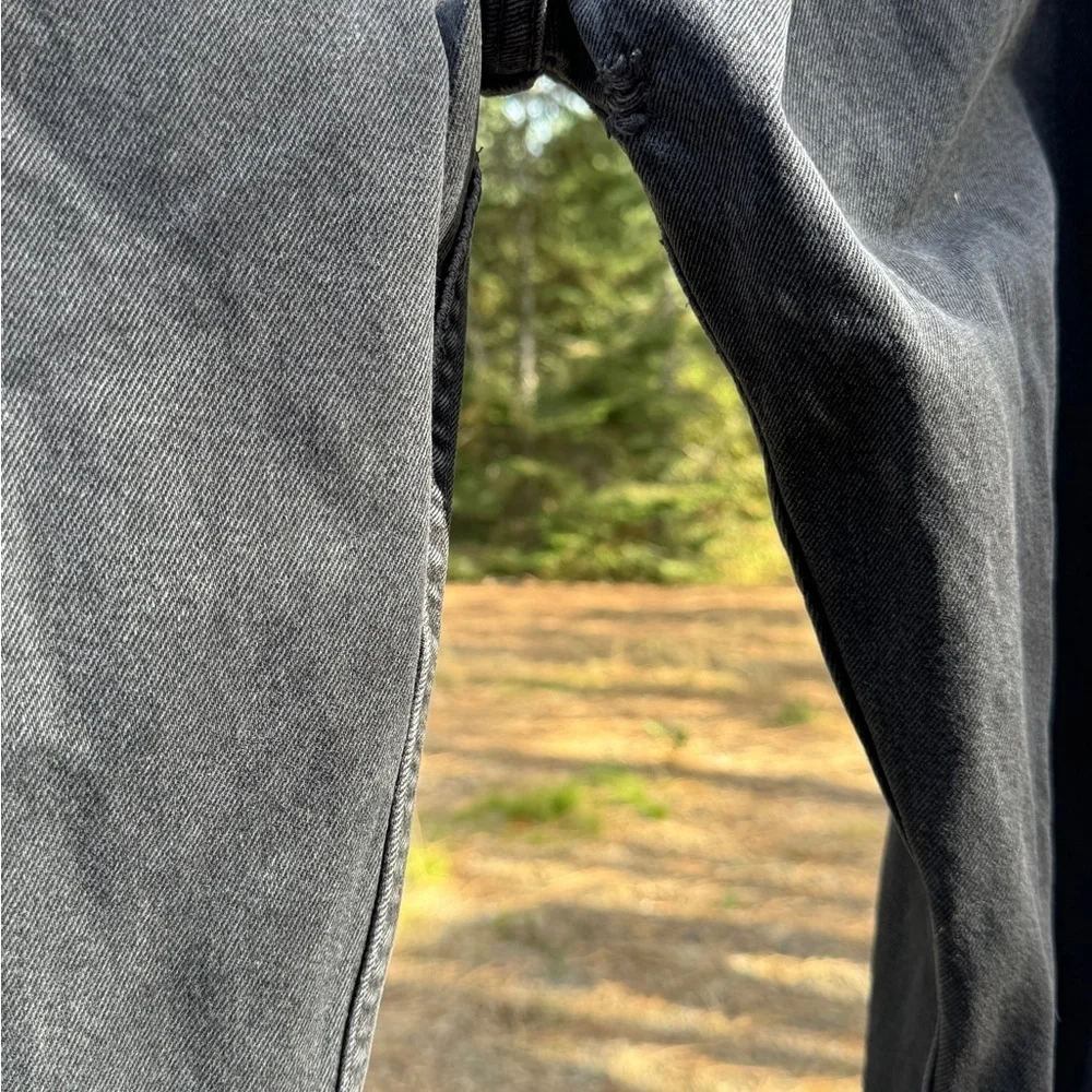 Levi’s Men’s 505 Black Jeans label 36x34” ( actual 30”-35”)